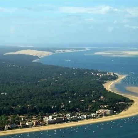 - Apartment Arcachon